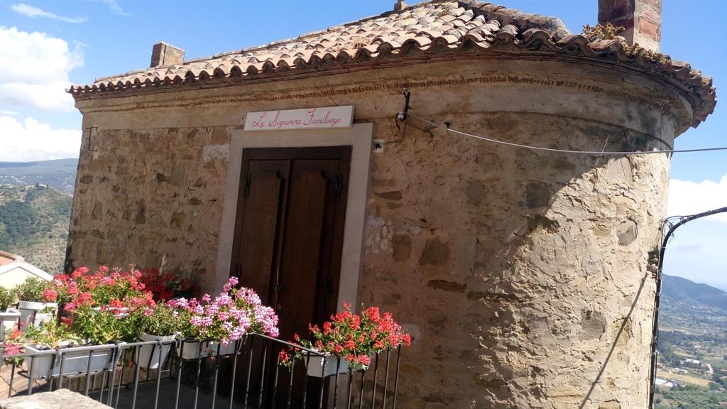 Castellabate - piazzetta