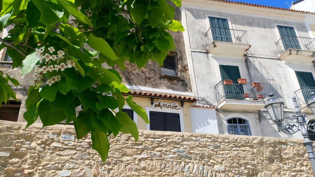Castellabate - piazzetta