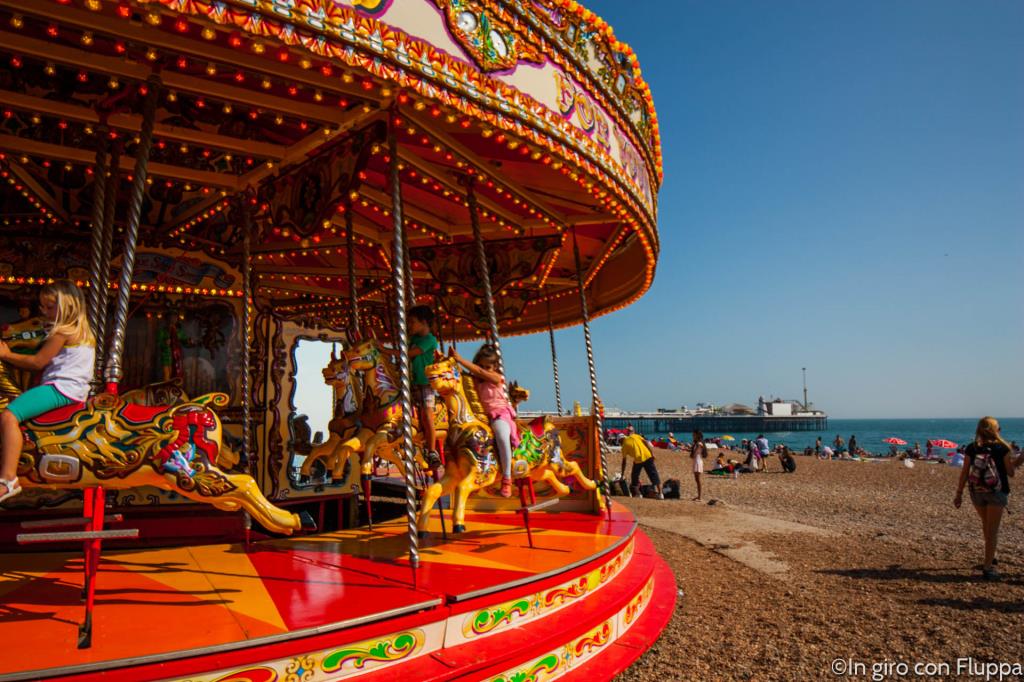 Brighton - giostre sulla spiaggia