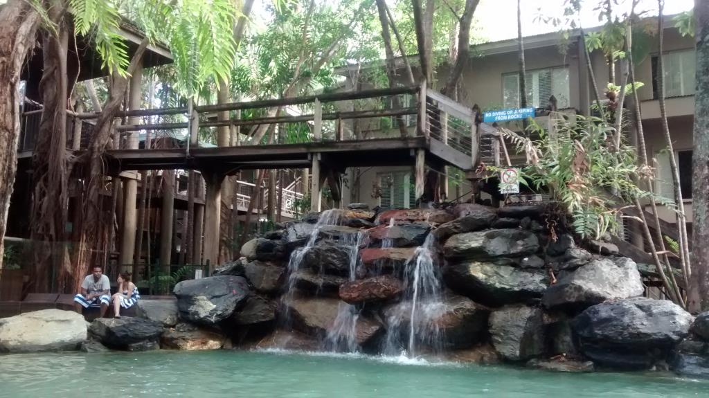 Ramada Resort, cascata