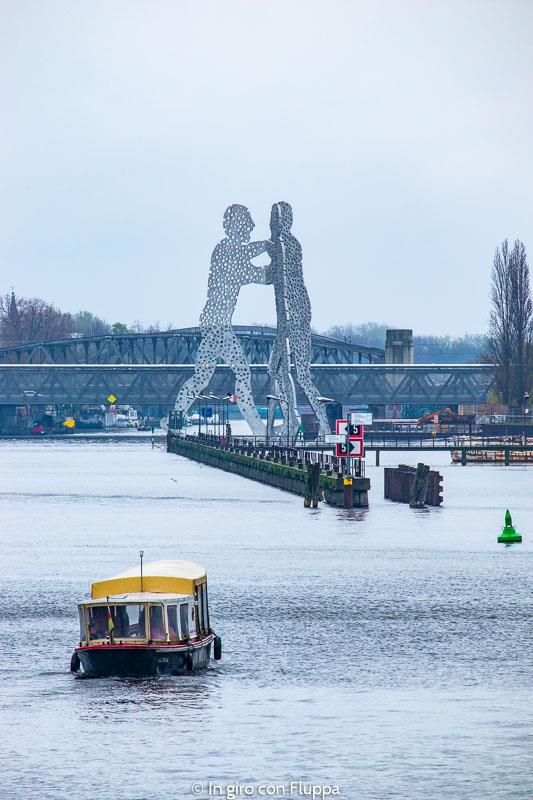 Berlino, Molecule Man