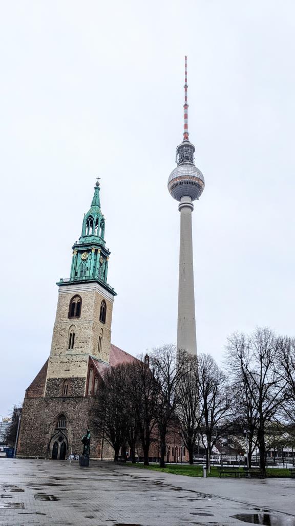 Torre della TV (Berliner Fernsehturm)