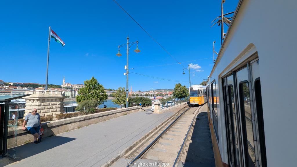 Tram 2, Budapest