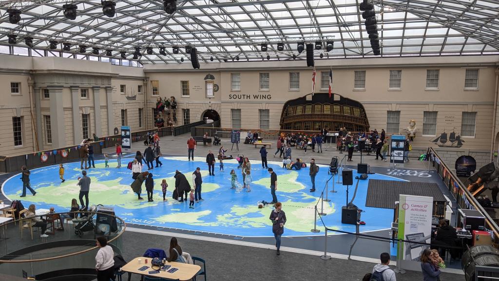 mappa del mondo gigante al National Maritime Museum di Greenwich