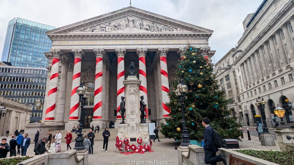 Royal Exchange di Londra. Decorazioni di Natale.