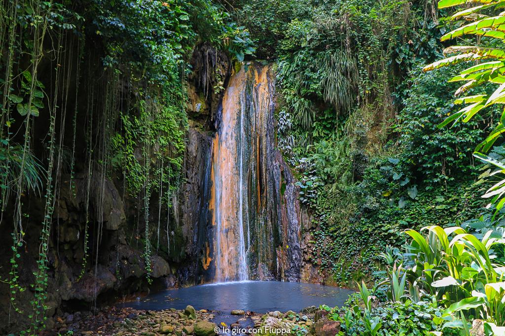 Cosa fare a Santa Lucia, Caraibi: Diamond waterfall