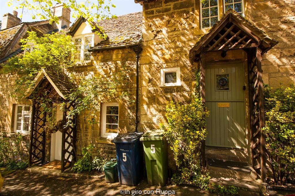 Cotswolds - Winchcombe, Vineyard St.