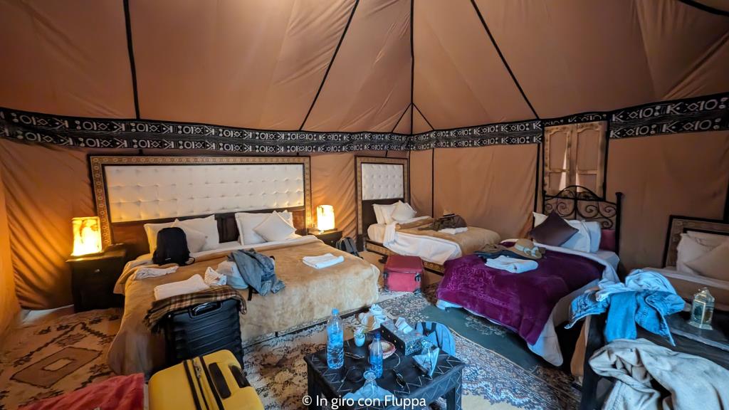 interno delle tende dell'Africa Luxury Camp
