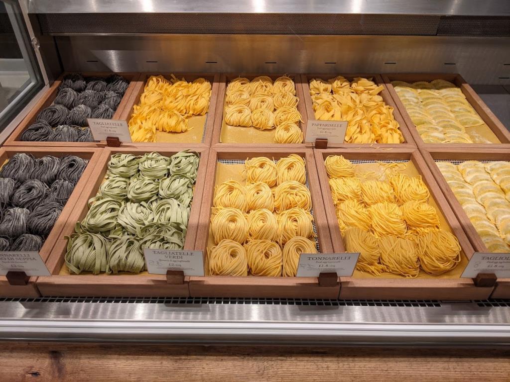 Banco di pasta fresca - Eataly, Londra
