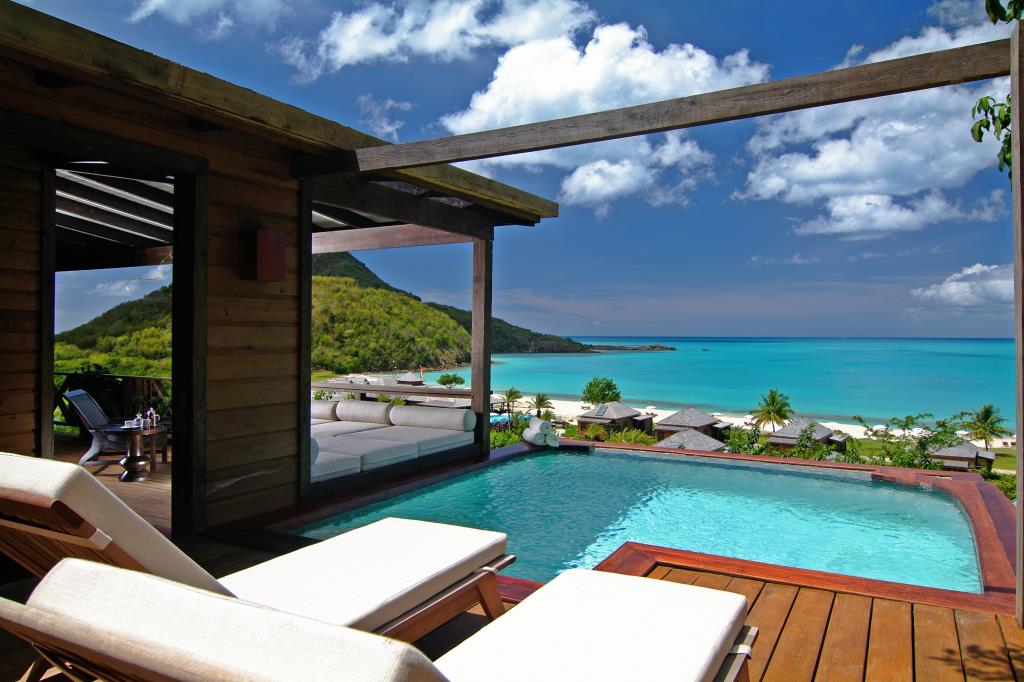 Hermitage Bay ©SimplyAntiguaBarbuda