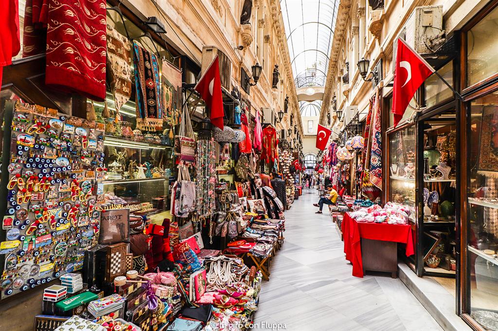 Istanbul, Via dell'Indipendenza (Istiklal Caddesi)