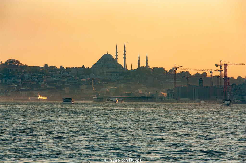 Istanbul, Crociera sul Bosforo al tramonto
