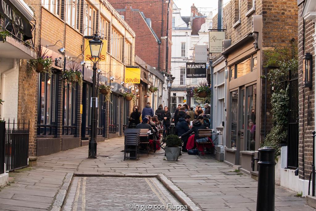 Angoli nascosti di Londra: Hampstead, Perrin's Court