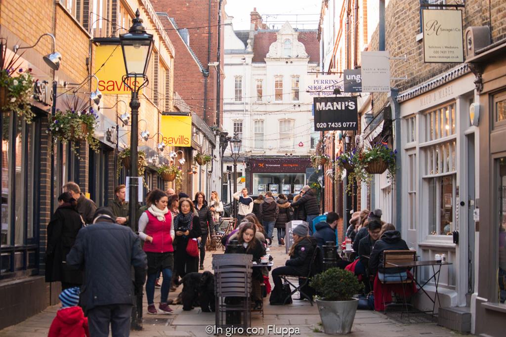 Angoli nascosti di Londra: Hampstead, Perrin's Court