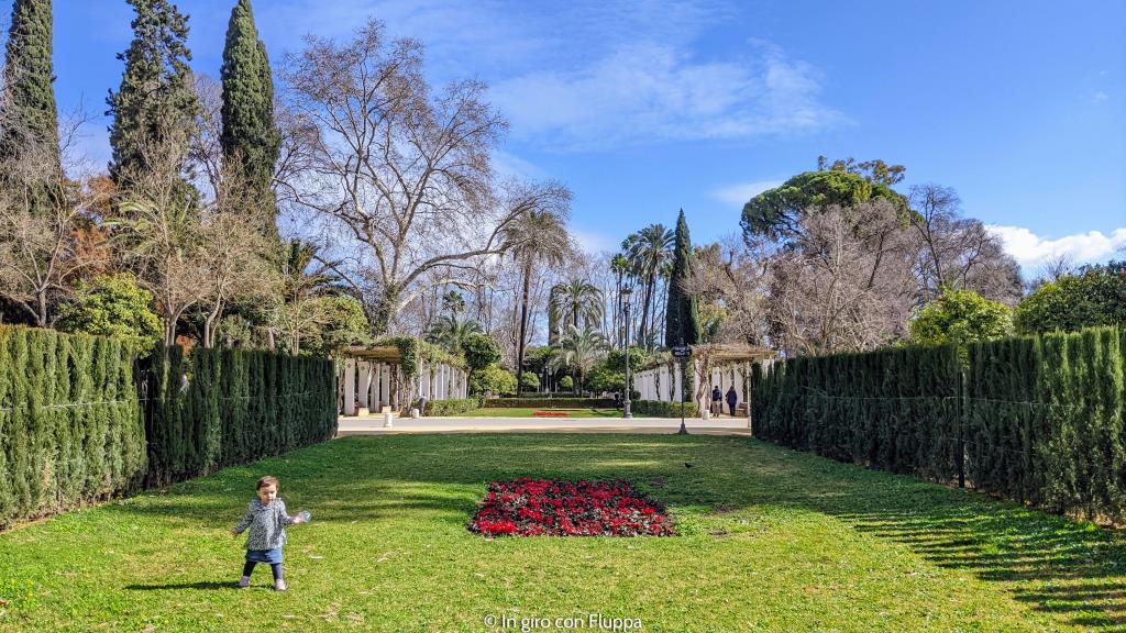 Vicky al Parque de María Luisa, Siviglia