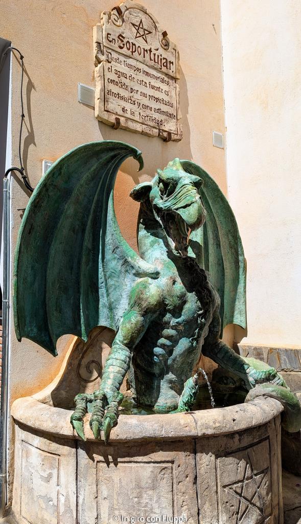 Soportújar, drago nella fonte magica