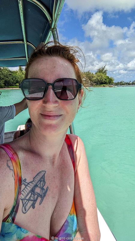 Escursione su barca con fondo di vetro a Bain Boeuf beach, Mauritius