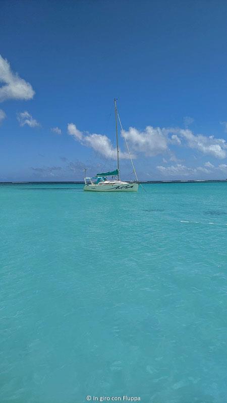 Escursione su barca con fondo di vetro a Bain Boeuf beach, Mauritius