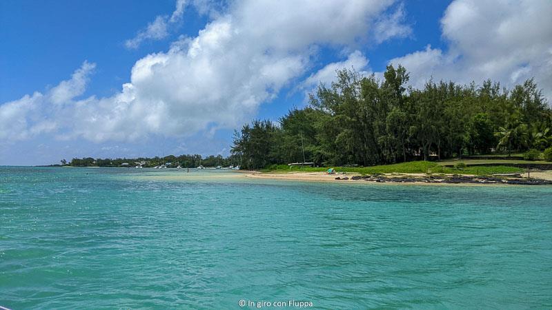 Escursione su barca con fondo di vetro a Bain Boeuf beach, Mauritius
