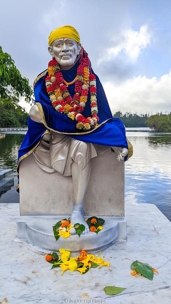 Statua di Sai Baba al Gran Bassin, Mauritius