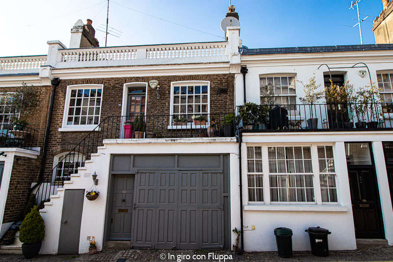 Holland Park mews, Kensington