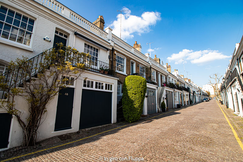 Holland Park mews, Kensington