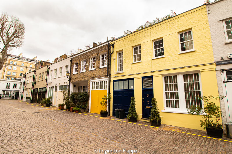 Queen's Gate mews, Kensington