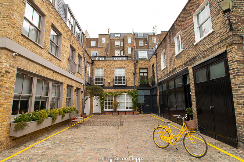 Queen's Gate Place mews, Kensington