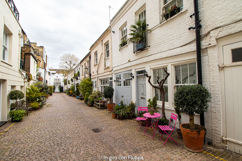 Stanhope mews South