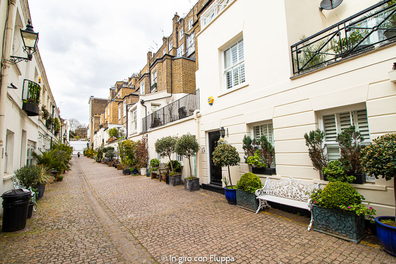 Stanhope mews South