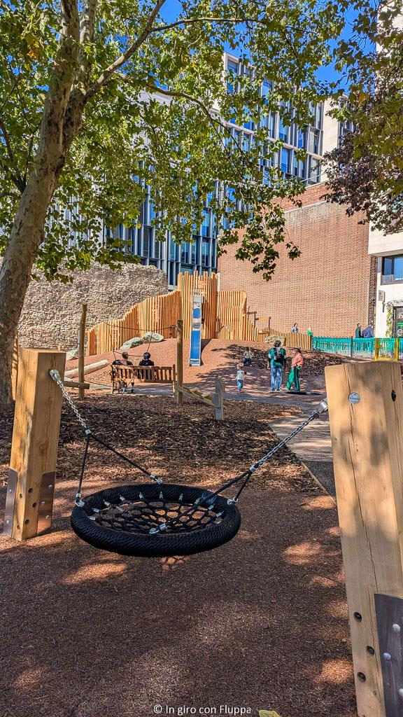 Nuovo playground di Tower Hill