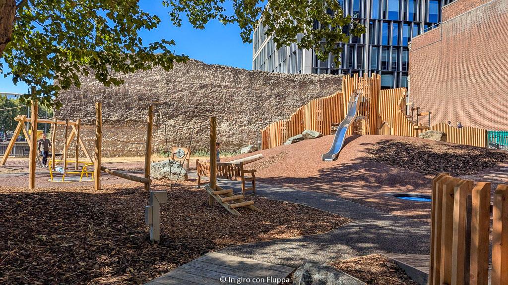 Nuovo playground di Tower Hill