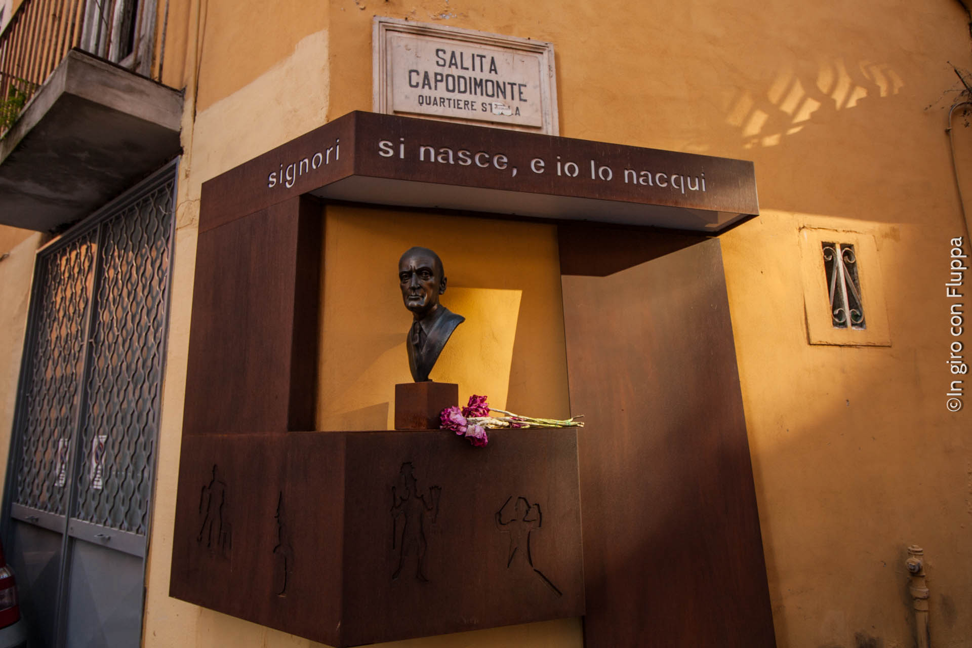 Sanita' district - via Santa Maria Antesaecula