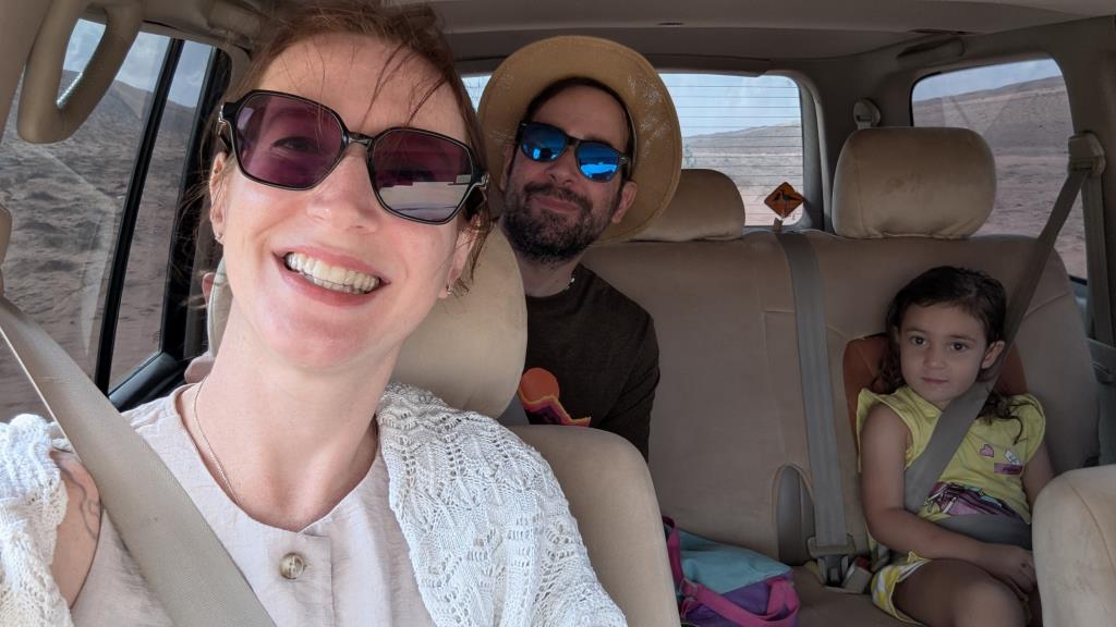 Fluppa, Mazz e Vicky in auto in Oman