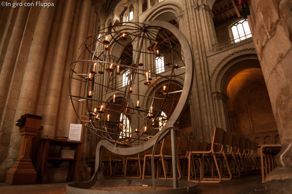 Cattedrale di Norwich - il globo della pace