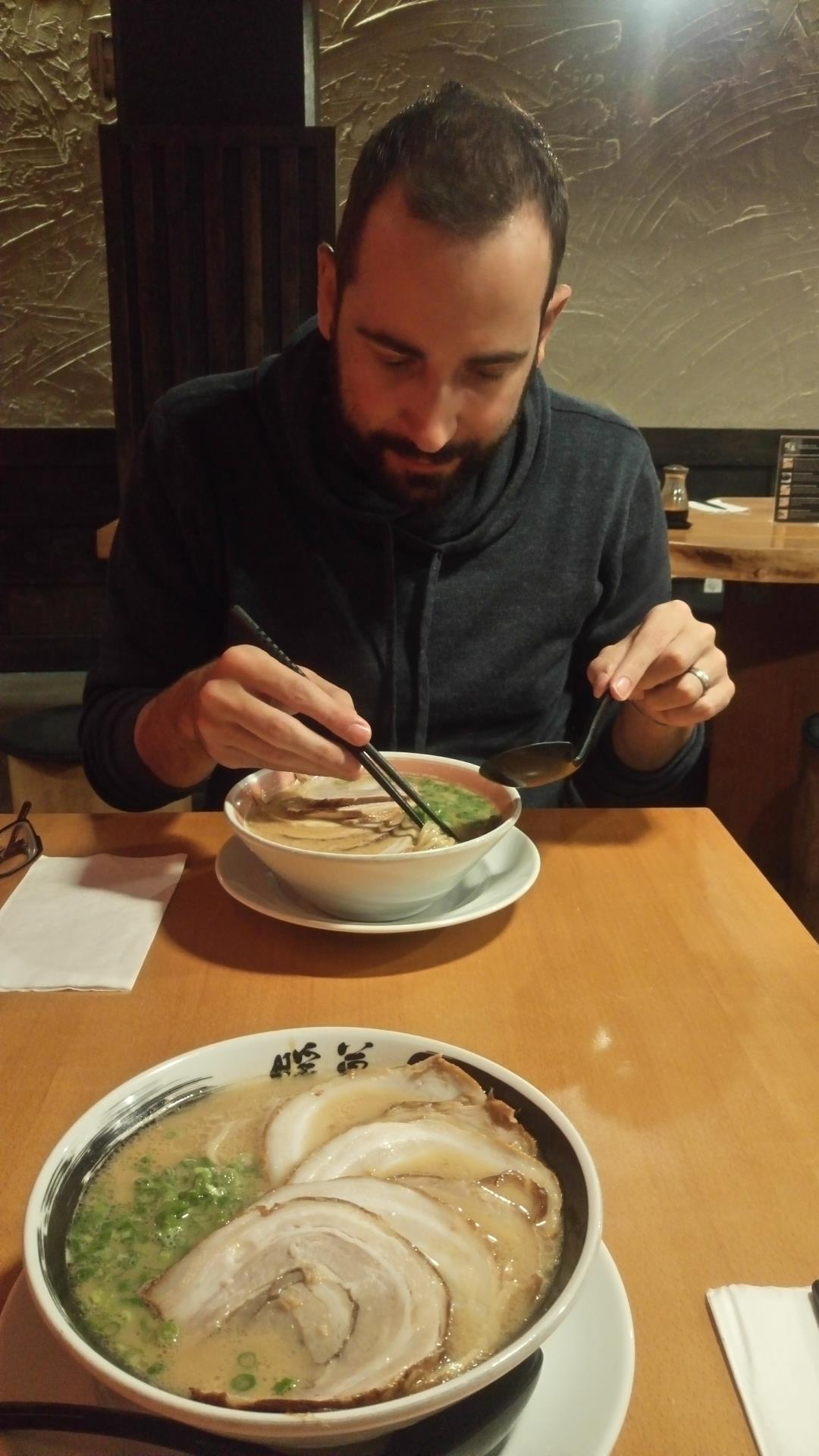 Massimo e il suo primo Ramen - Denbo, Vancouver