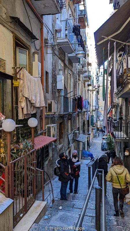 I bassi dei Quarieri Spagnoli di Napoli, Gradini San Liborio