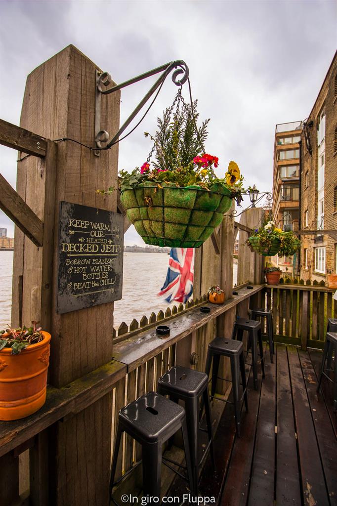 Dove mangiare a Londra: il pub storico Mayflower (foto mia)