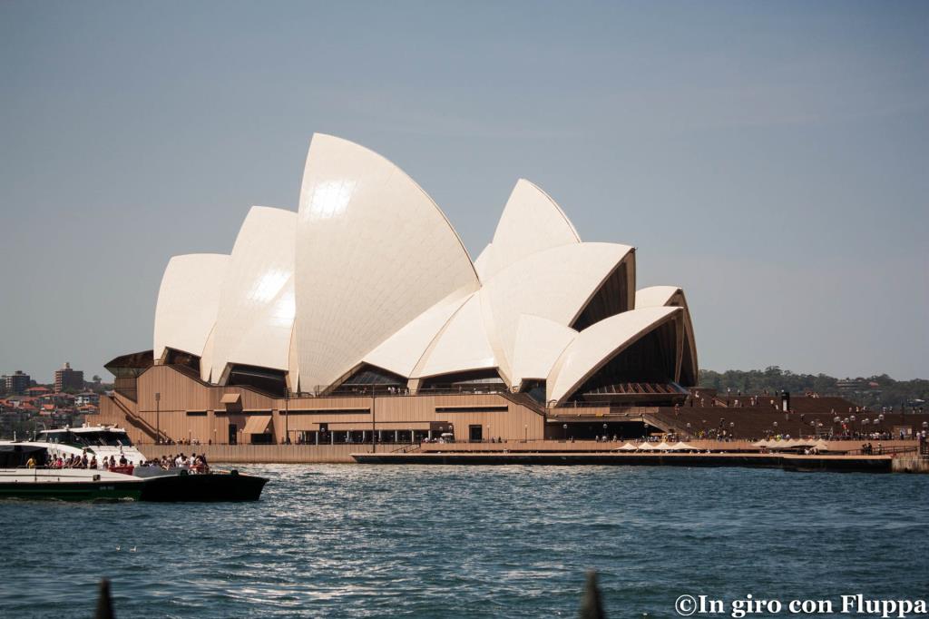Sydney Opera House vista dal The Rocks