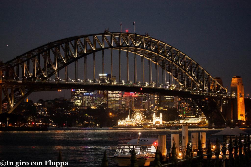 Harbour Bridge di sera