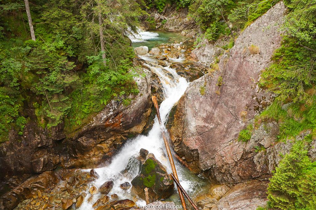 Trekking in Polonia, escursione sui Monti Tatra: cascata Wodogrzmoty Mickiwicza