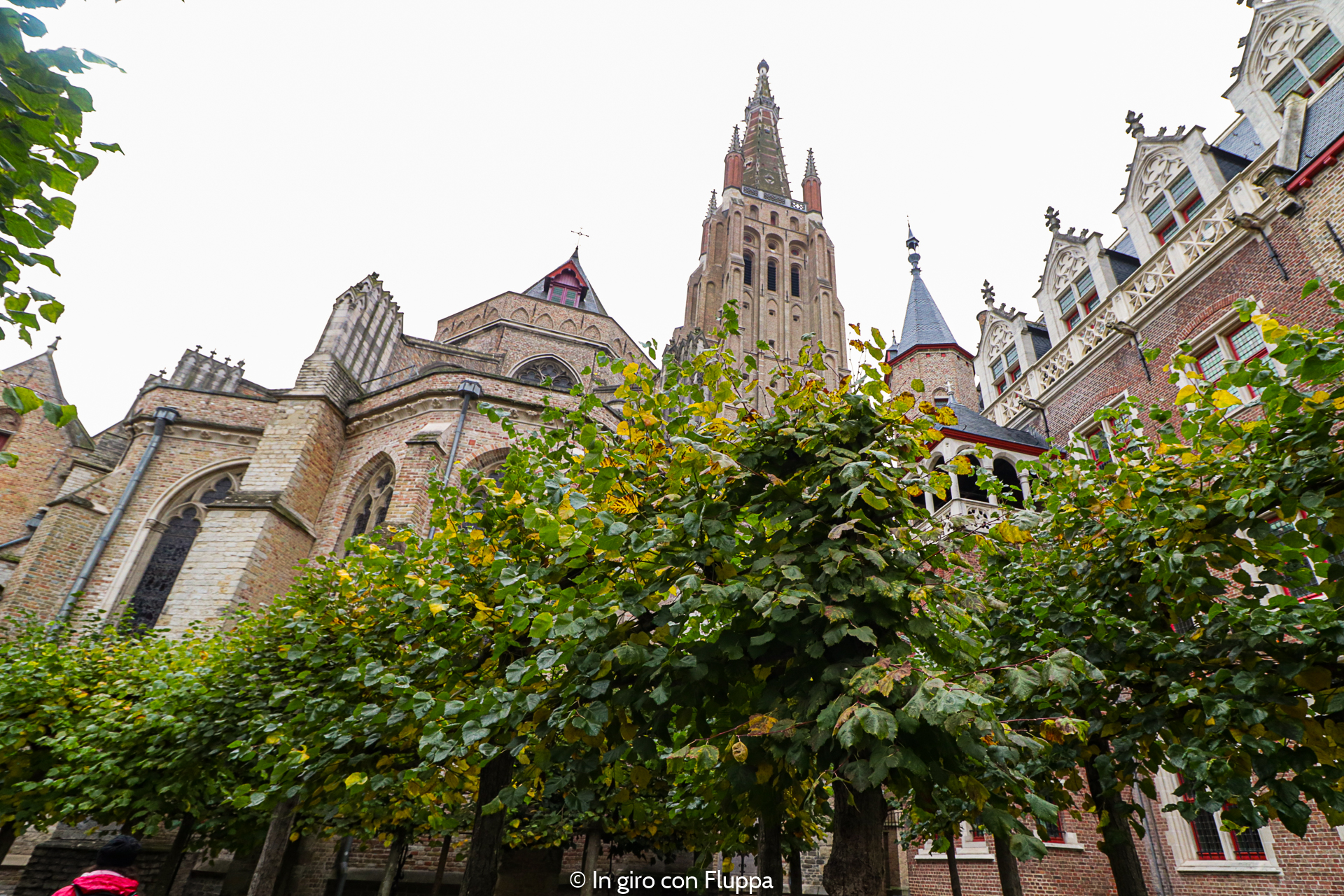 Cosa vedere a Bruges in un giorno: Chiesa di nostra Signora