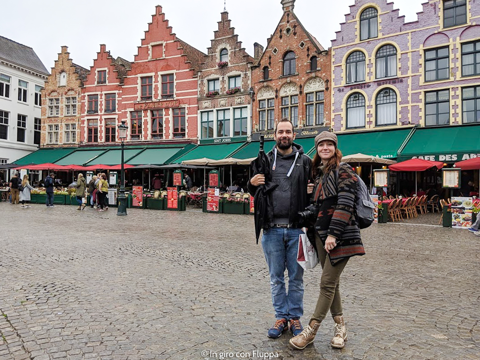 Cosa vedere a Bruges in un giorno: Piazza del Mercato