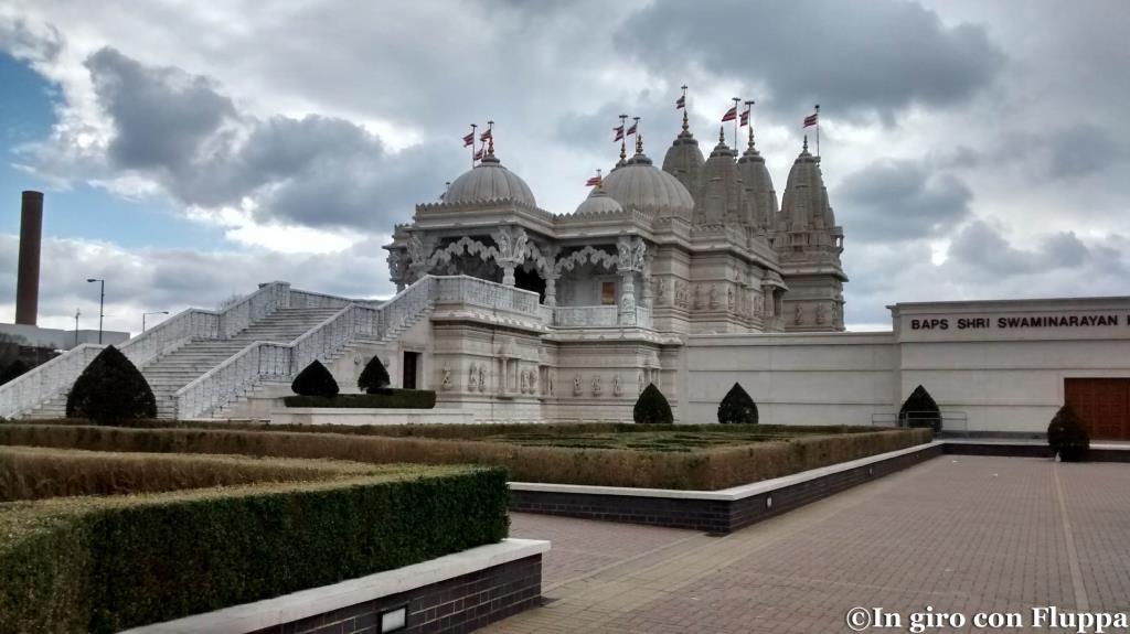 Tempio indiano a Londra, zona Neasden: Swaminarayan Temple