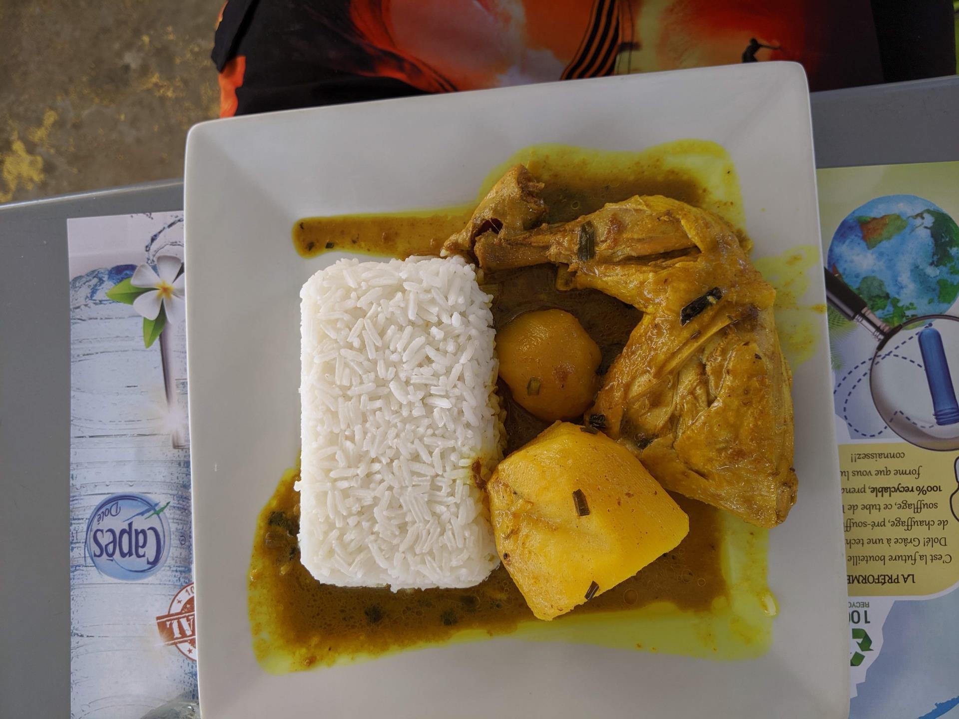 Cosa mangiare a Guadalupa: colombo de poulet