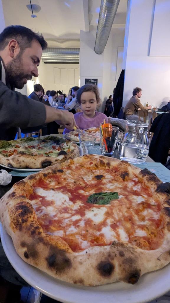 Pizzeria Disco Volante, Vienna