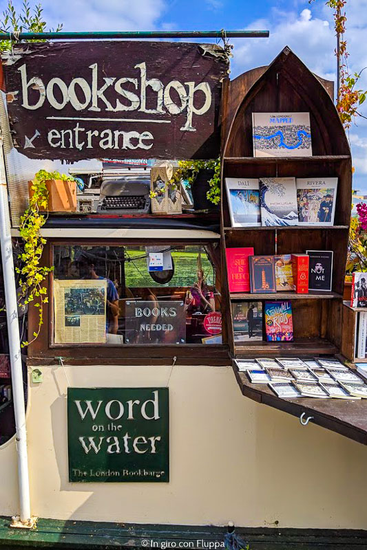 Words on the Water, un negozio di libri sull'acqua a Londra