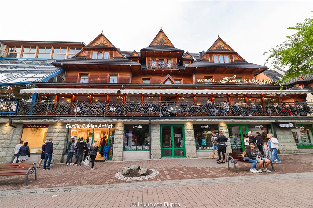 Cosa fare a Zakopane d'estate: passeggiare su Krupówki