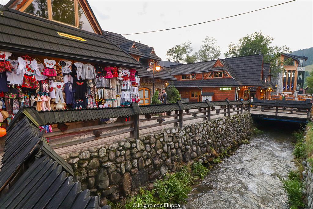 Cosa fare a Zakopane d'estate: passeggiare su Krupówki
