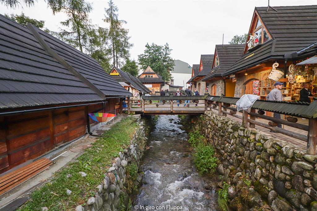 Cosa fare a Zakopane d'estate: passeggiare su Krupówki